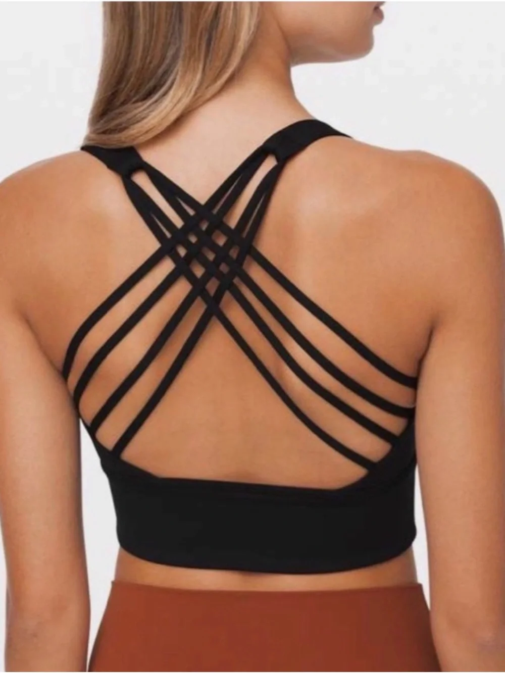 lululemon athletica Free to be wild longline sport bra size 6
